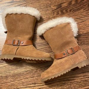UGG Girls boot